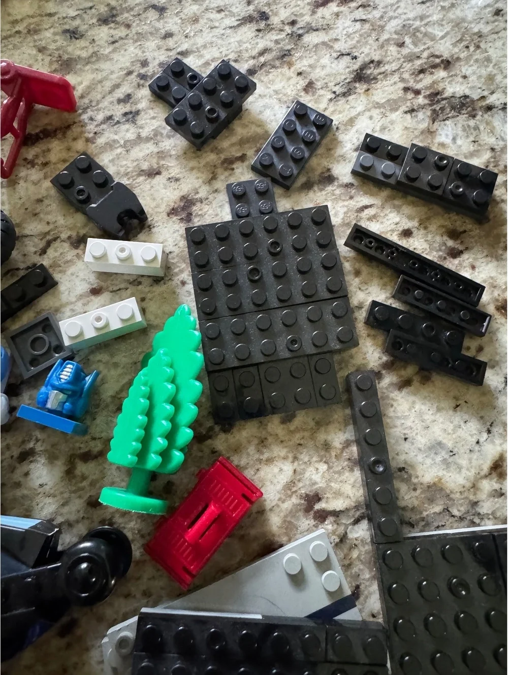LEGO LOT OF FIGURES AND PIECES TRANSFORMERS